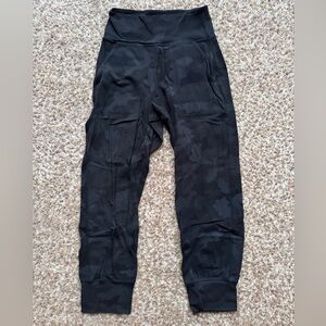 Lululemon Align High-Rise Jogger Crop Size 2 Heritage 365 Camo Deep Coal Multi